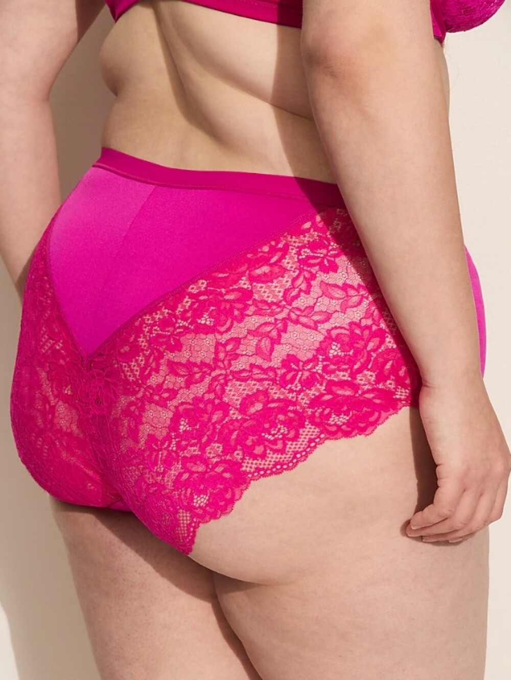 Cacique 18/20 Full Brief